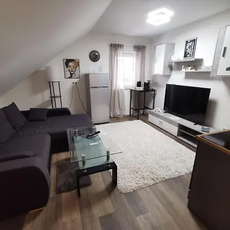 Neu! Schoenes Wohnen Apartmán